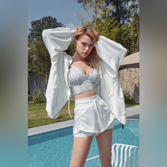 NWT WISKII Oversized Angel Jacket - Picture 2 of 6